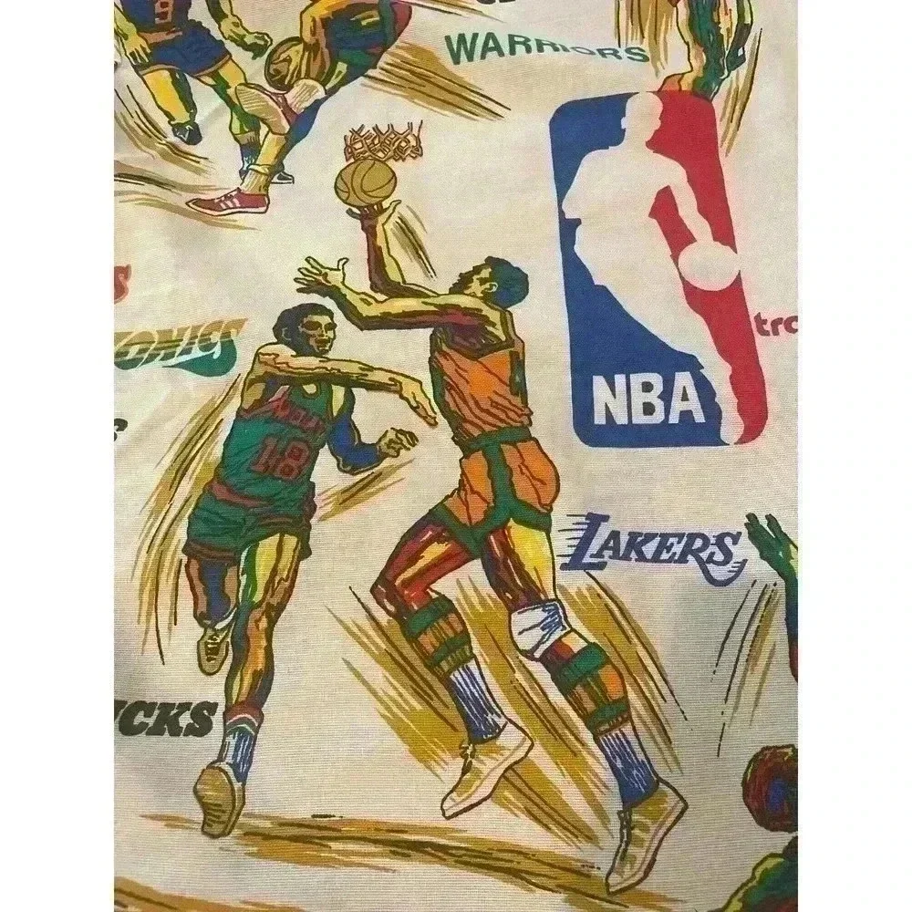 Vintage NBA Bed Sheet Basketball Team Bulls Bucks Hawks 70s Bed Sheet fabric